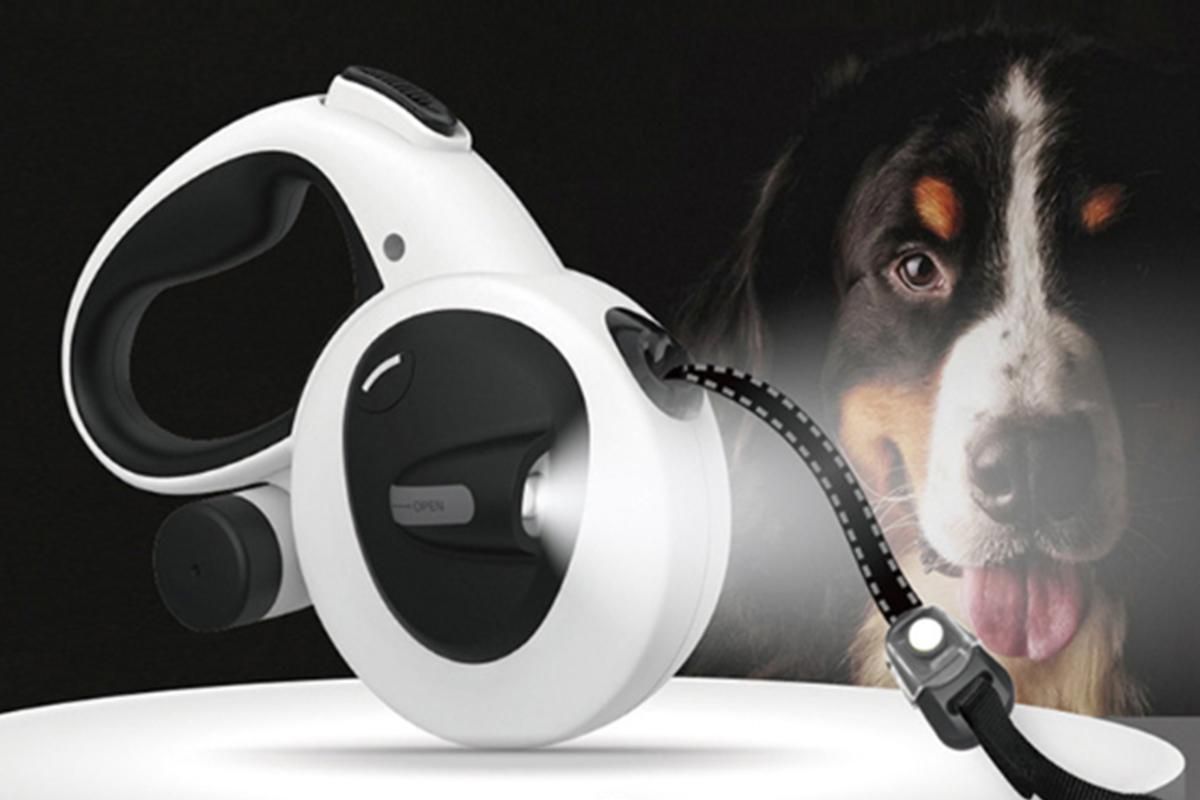Steel Pack Retractable LED Leash – M