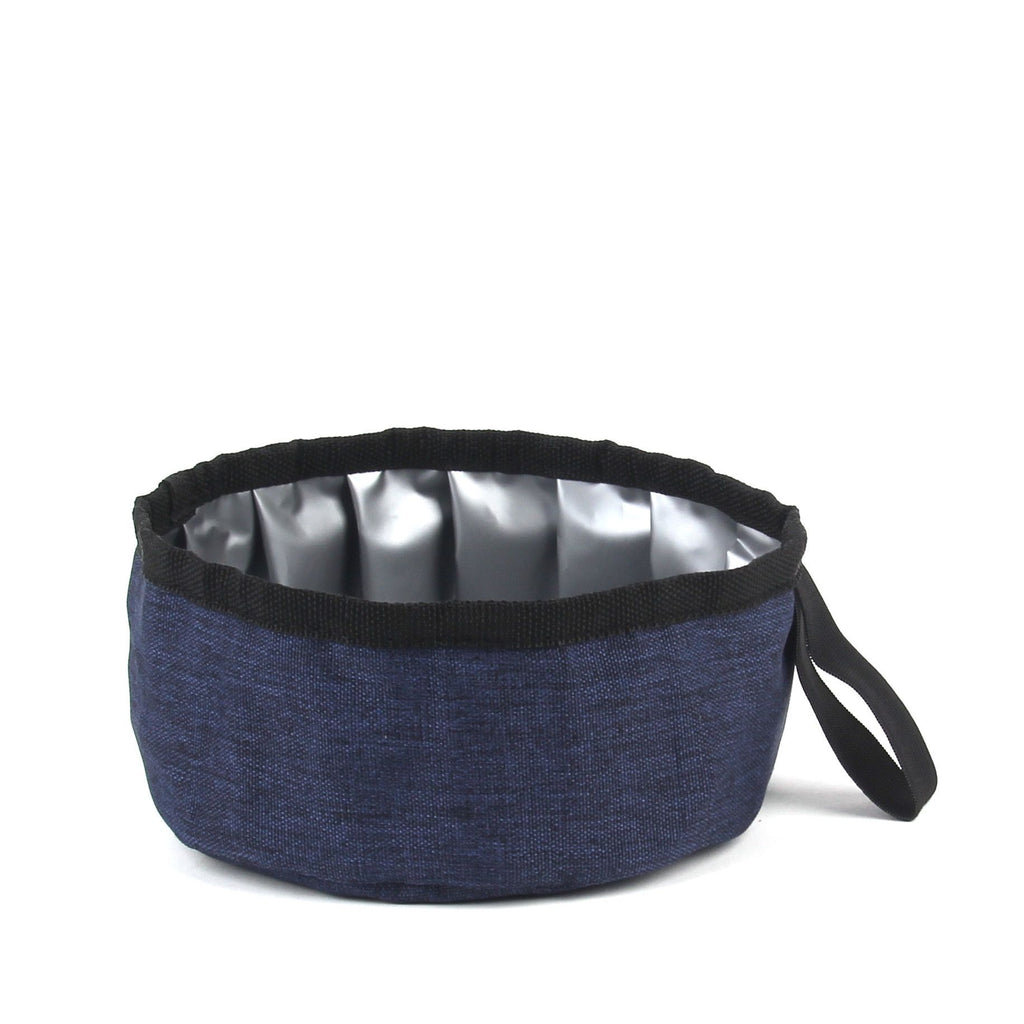 Durable Oxford Fabric Collapsible Dog Bowl, Portable Foldable Pet Food and Water Container for Outdoor Adventures, Camping, and Daily Walks with Convenient Carabiner Clip, Large Capacity Travel Bowl for Dogs and Cats (S, Red)