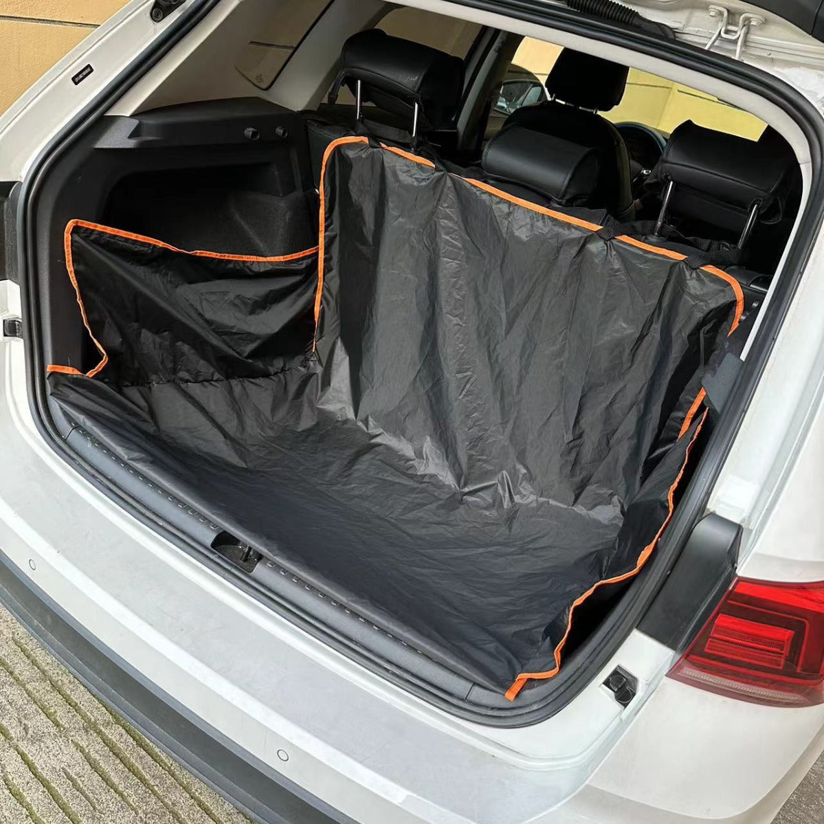 Steel Pack SUV Cargo Liner for Large Dogs (180 × 103 cm)
